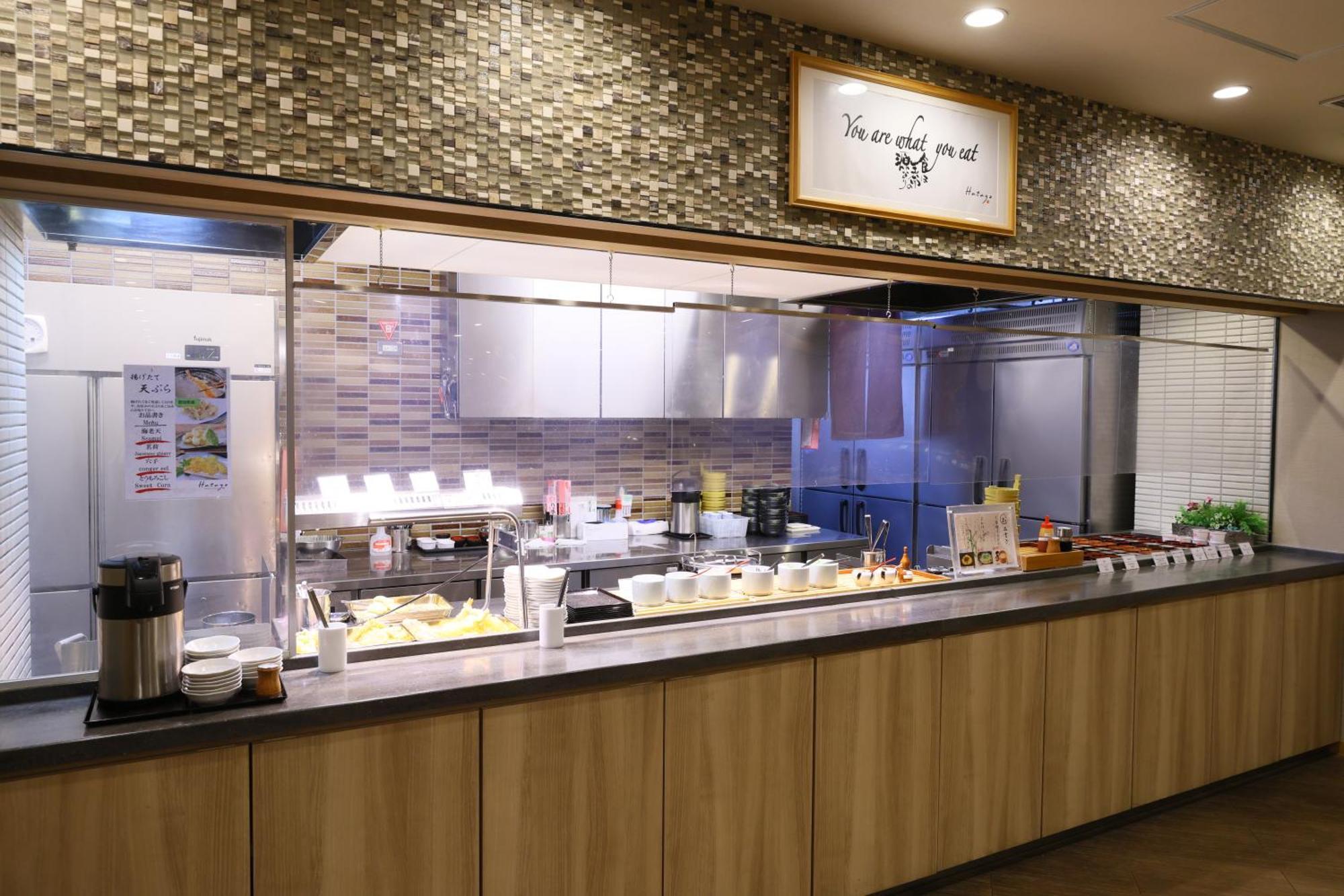 Dormy Inn Takamatsu Chuo Koenmae Natural Hot Spring Bagian luar foto