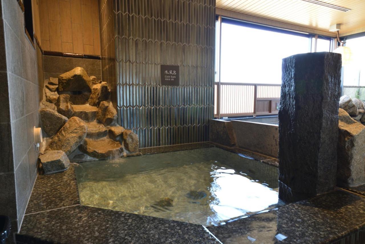 Dormy Inn Takamatsu Chuo Koenmae Natural Hot Spring Bagian luar foto